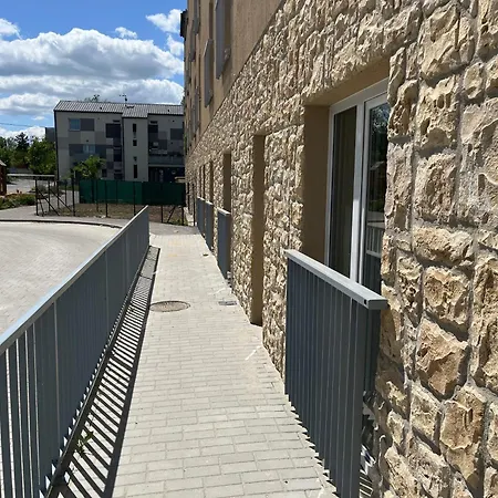 Charming Near Prague Airport Apartment *