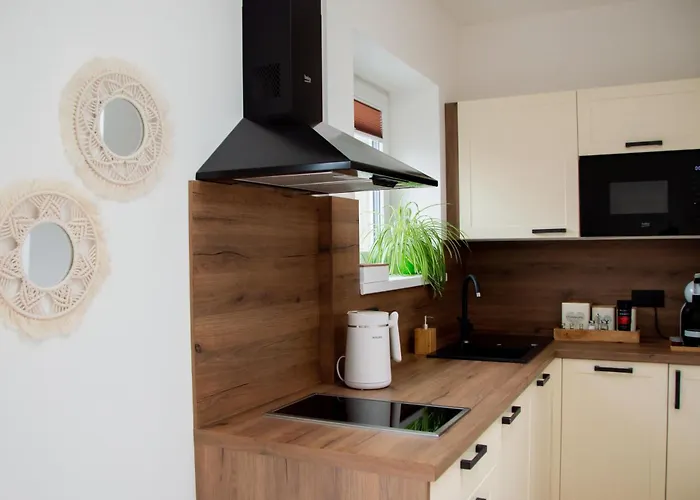 Charming Near Prague Airport * Tuchomerice