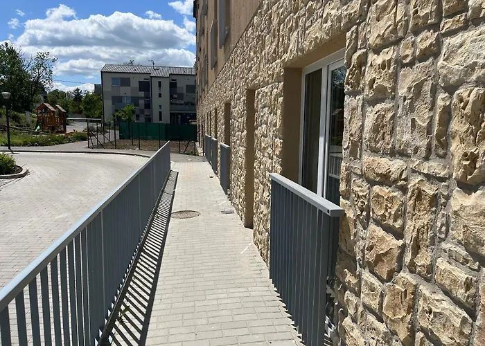 Charming Near Prague Airport Apartment *